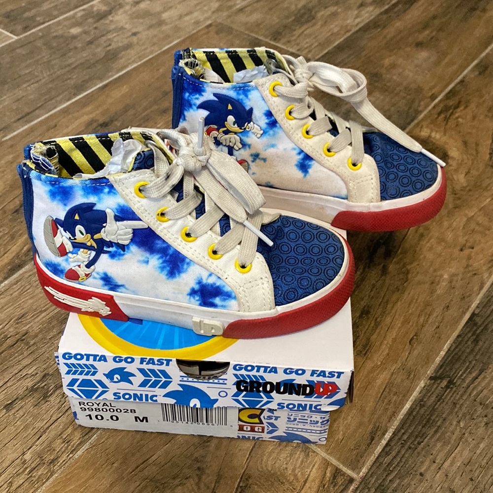 Sonic the Hedgehog shoes